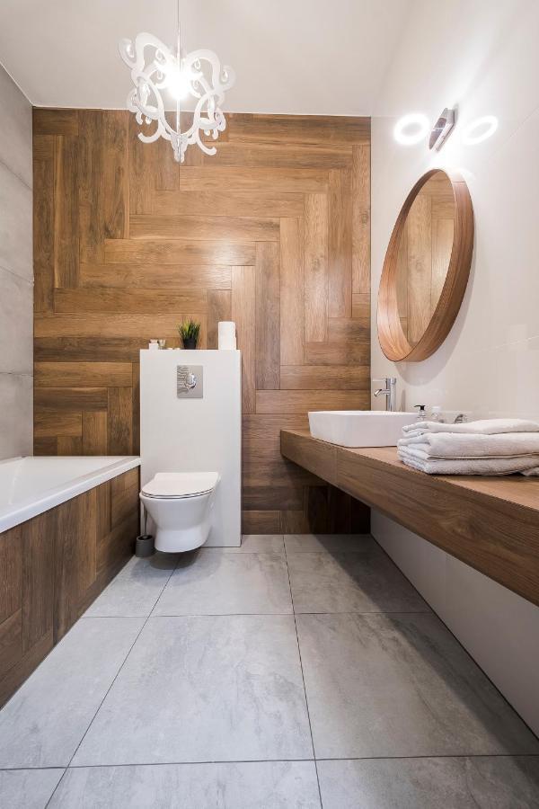 Apartament Z Ogrodkiem I Garazem Познань Экстерьер фото