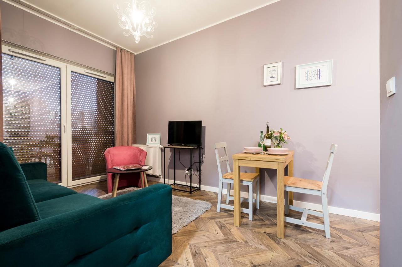 Apartament Z Ogrodkiem I Garazem Познань Экстерьер фото